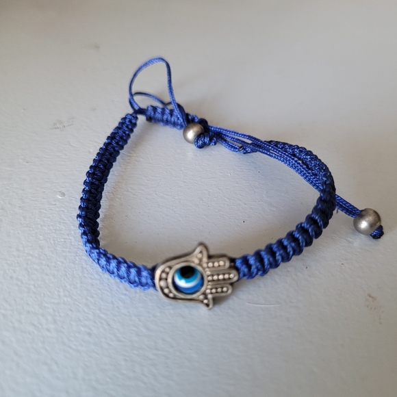 BUNDLE Woven blue and red bracelets - Picture 9 of 11